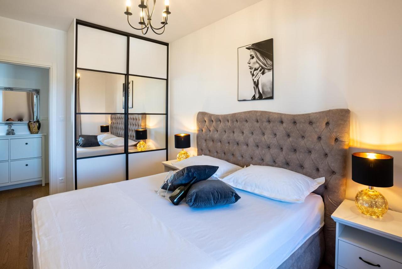 Morska Vila 6 Luxury Apartment Znjan Split Exterior foto