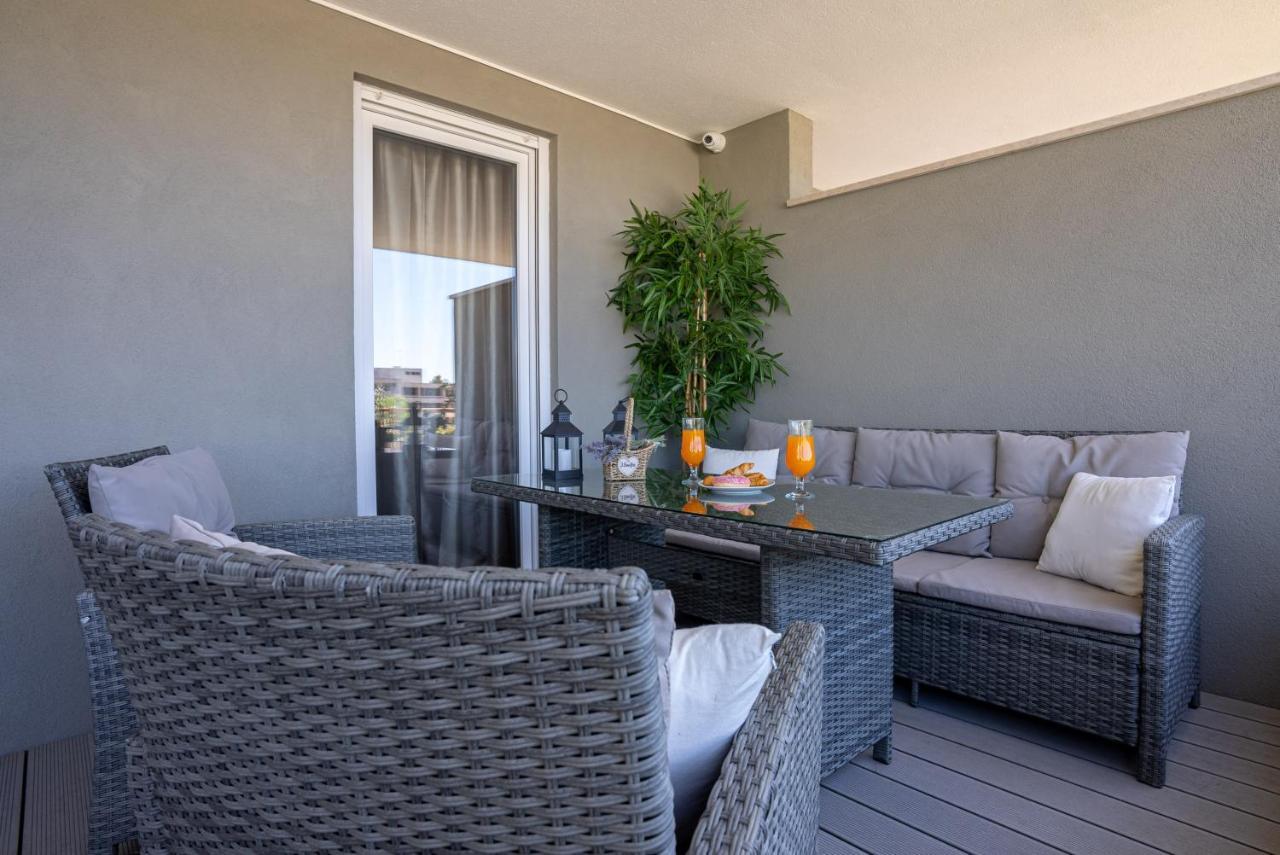 Morska Vila 6 Luxury Apartment Znjan Split Exterior foto